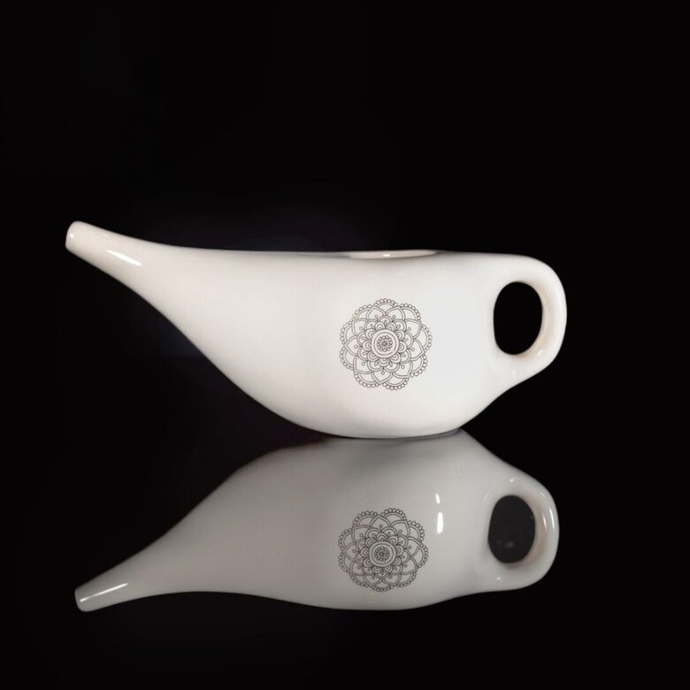 Лейка для промывания носа MANDALA белая