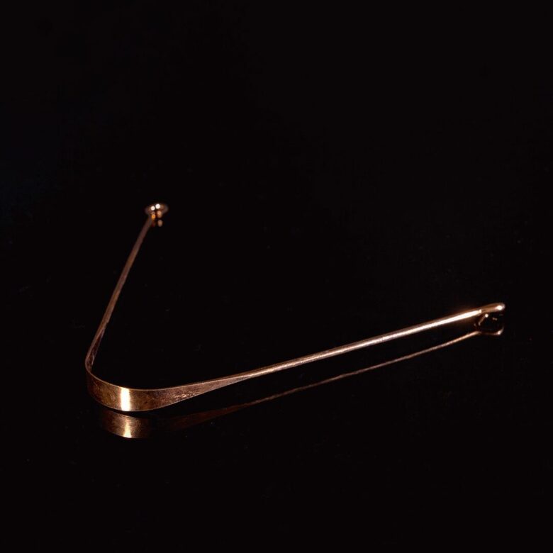 Медный скребок для языка