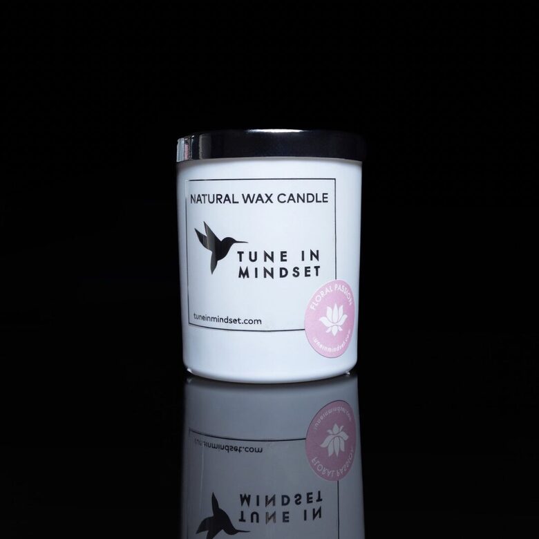 Свеча из натурального воска FLORAL PASSION