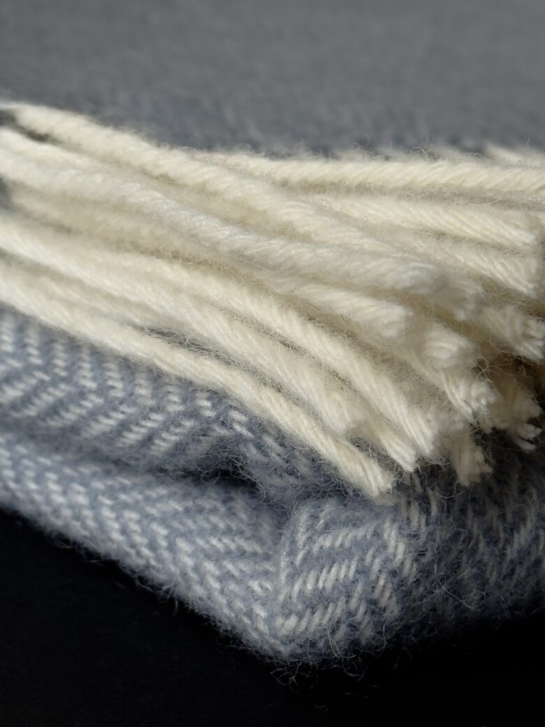 Плед из шерсти HERRINGBONE BLUE