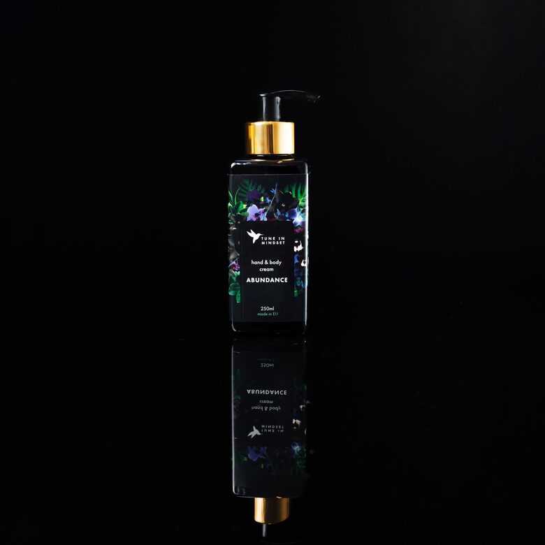 Dabīgs sejas un ķermeņa krēms ABUNDANCE