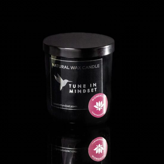 Свеча из натурального воска MOMENTUM