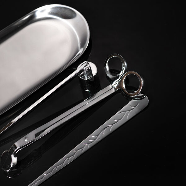 Elegants sveču kopšanas komplekts SUDRABS